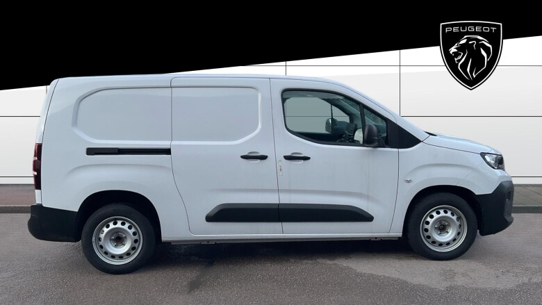 Peugeot Partner Long Diesel 1.5 BlueHDi 100 Professional Crew Van
